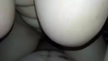 Super sexy busty Bhabhi MMS video