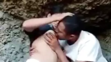 Desi College Friends Outdoor Sex Video Part 1