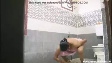 Indian Bhabhi Amrita Taking Shower