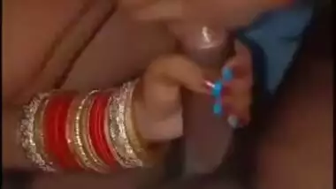 Beautiful hand job 