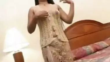 Srilanka sexy girl group threesome hot sex in desi xxx tube