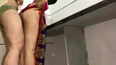 Jeth ne apni Indian bahu se family sex ka khel khela