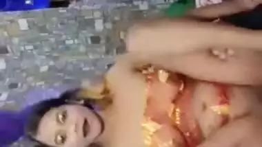 Lustful Bhojpuri Desi maid's wet XXX twat is drilled by her partner