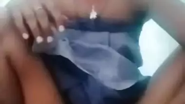 Cute village desi XXX girl shows her virgin pussy on cam MMS