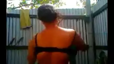 Big boobs indian village bhabhi outdoor bath selfie