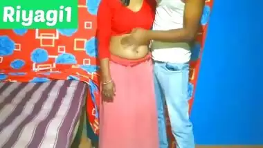 Desi Boudi With First Time Sex