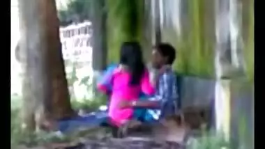 Couple In Park Love MMS - Movies.