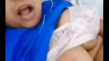 Desi Horny Aunty On Video Call