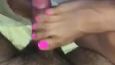 CUM ON MY MOM'S FRIEND SEXY FEET