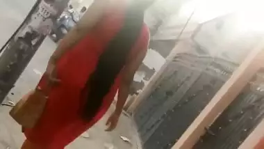 Indian Big Boobs Aunty Sexy Asswalk