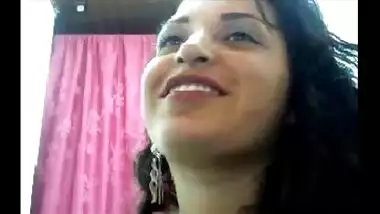 Savitha bhabi look-like call girl on cam