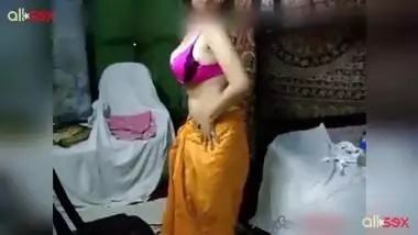 380px x 214px - Poyr xxxn indian sex videos on Xxxindiansporn.com