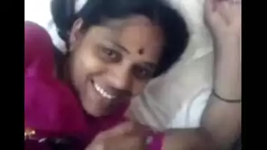 South Indian village bhabi first time with neighbor