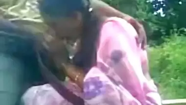 Orissa Bhabhi BJ In Park - Movies.