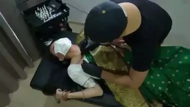 Indian Girl , while Tattoo ,She felt Strong Orgasm in her Pussy