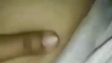 Man eats his lady’s pink pussy on video call sex