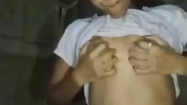 Assamese Village Girl Shows Her Boobs and Pussy