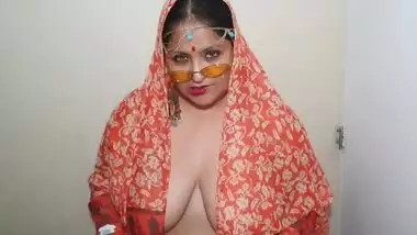 Namaste - Indian XL girl