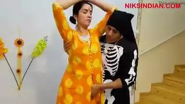 White girl having threesome sex at ashram indian sex video
