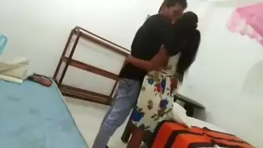 Young Tamil girl sucks her BF’s dick – Tamil Sex