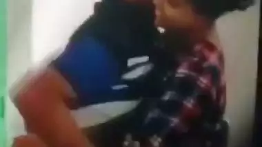 Couple fucking in standing desi viral MMS