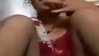 Sexy Village Bhabhi’s Nude Video Message