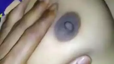 Dehati cute boobs show video looks hot