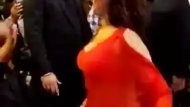 Sexy Mujra During Office Party