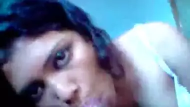 Bengali Hot Chick Sucking Customer’s Dick