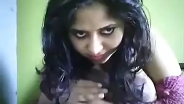 Big Boobs Indian College Girl Home Made Solo Sex Clip