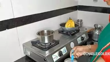 Indian xxx video of a fucking couple from the kitchen