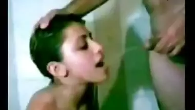 Indian girl affair with office boss and drinks piss