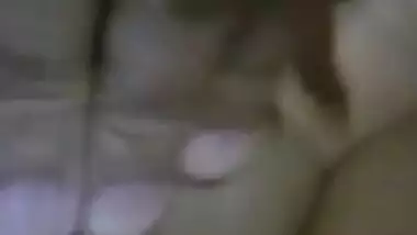 Desi village aunty fing her pussy