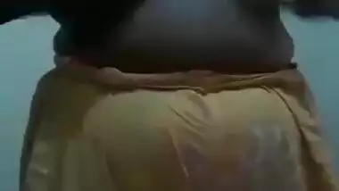 Desi bhabi big boobs