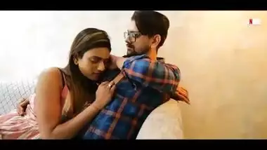 Beautiful Desi XXX bitch gets hard fucked by her neighbour