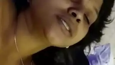 Desi sexy bhabi hot face