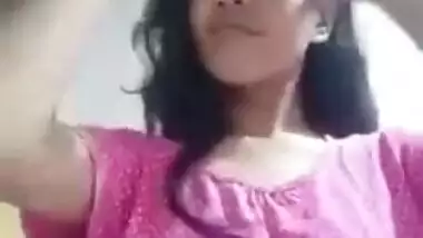 Cute Indian nude girl solo video