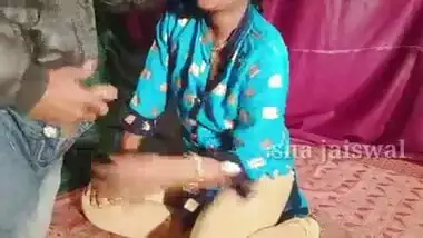 Hindi mai ashleel baat wali maalkin naukar ki chudai bf