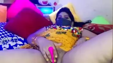 Chubby Indian wife pussy porn show live