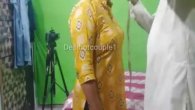 indian tailor fuck with indian bhabhi for free stitching