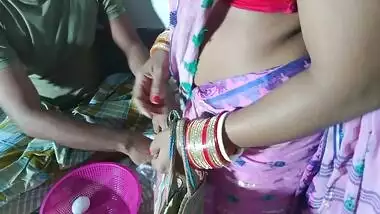 Egg Seller Ne Akeli Bhabhi Ko Choda - Fuck Lonely Bhabhi