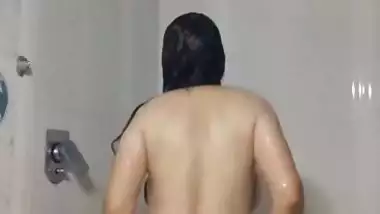 Milk tanker BBW nude bath viral show for secret boyfriend