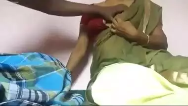 Marathi village aunty desi video sex