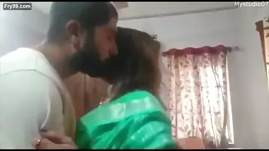 Hindi Sex Open Gaana Hindi - Indian sexy milf mistress having sex with young boss indian sex video