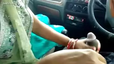 Bhabi with lover in car giving Handjob and kiss