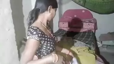 Indian housewife sex riding hubby dick viral xxx