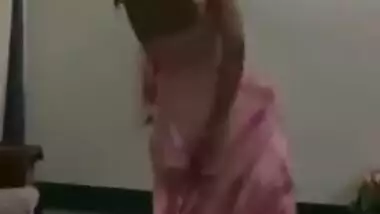 Indian hot dance