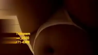 Desi hot model mira sexy boobs part 2