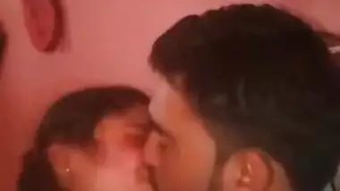 Hot Indian Lover Kissing and Fucking New MMS