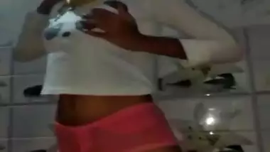 Indian College Teen Girl Nude Show